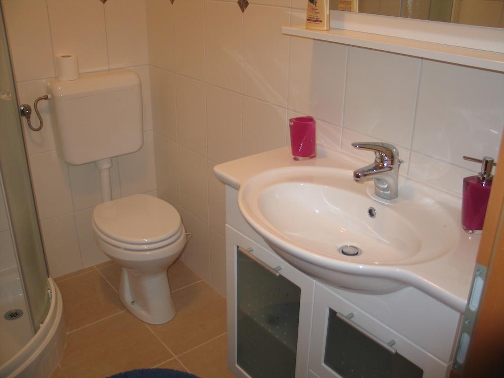 Prenocisca Angelin Hram, Tiny Apartments Markovec Dış mekan fotoğraf